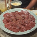 炭火焼肉ホルモンさわいし - 