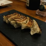 スタンドシャン食 TOKYO恵比寿 Champagne & GYOZA BAR - 