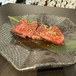 甲子園焼肉 にく西 - 和牛モモ