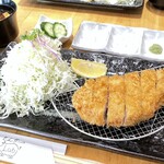 とんかつLAB - 上ロース定食 2,200円