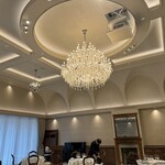 リストランテASO - 奥にあるメインダイニングは豪華
