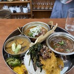 BLOCK HOUSE 水曜カレー - 