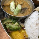 BLOCK HOUSE 水曜カレー - 