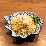 えびのせ♪大山鶏のカオパット♪　ジャスミンライスのパラパラチャーハンです☆