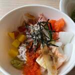 ビュッフェレストラン スリユン - 