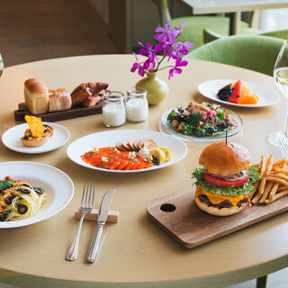 シェアリングでカジュアルに楽しむブラッスリー