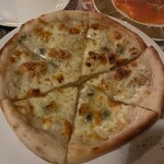 ライオンのいるサーカス - ゴルゴルゾーラとはちみつのビザ。美味！