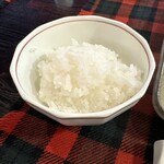 くいしんぼー山中 - ご飯少なめと頼んだ茶碗