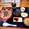 魚屋直営食堂　魚まる