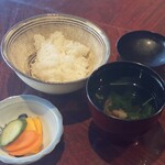 麟 - 白米美味しくて一杯目はこのまま