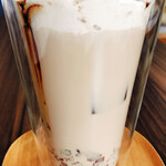 eisa -COFFEE ROASTER- - 沖縄黒糖ラテ（Ice）