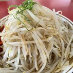 ラーメン もっけだの - 『油そばニンニク野菜マシマシガリマヨなし』の野菜