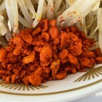 ラーメン もっけだの - 『油そばニンニク野菜マシマシガリマヨなし』の辛玉