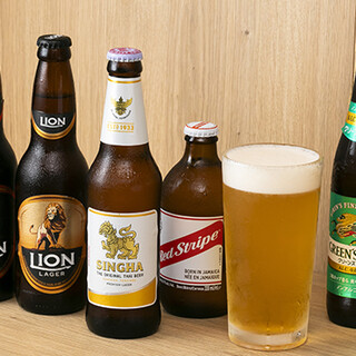アジアビールが豊富◎カレー屋ならではのラッシーも楽しめます♪