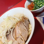 ラーメン二郎 - 汁なし半分＋青ネギうずら