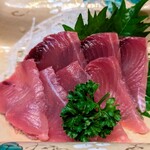 鬼瓦 - ヤイトカツオ拡大