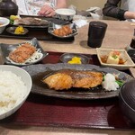 ごはんや金沢 - 