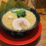 横浜家系ラーメン 角蔵家 - 
