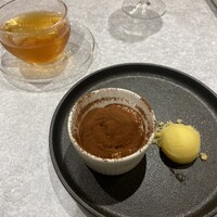 Queux Norme 梅田店 - 