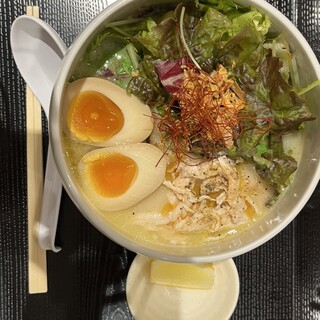 鶏白湯らーめん自由が丘蔭山_1