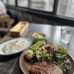 CAFE DINING BOTARICO - 