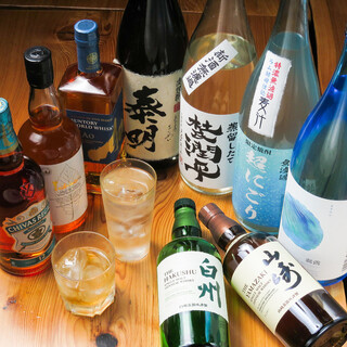 日本各地的地酒，搭配當季食材的精緻料理，讓您盡情享受。