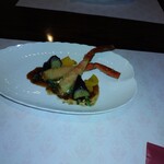 志喜亭 - ズワイガニの揚げたのエスニックソースがけ