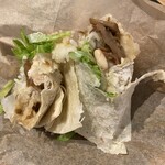 HAKUMOKKA - ちょっと  写真下手ですいません！ブリトー！きのこ類が いい味だしてる！チーズも美味しい！