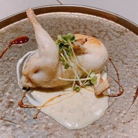 高ようじ みなとみらい - お米を詰めたうずらのロースト