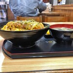 越前 - カツ丼780円