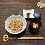 やさいや 鉄板焼野菜 - 十穀米のガーリックライス