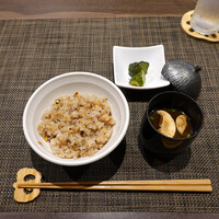 やさいや 鉄板焼野菜 赤坂店 - 十穀米のガーリックライス