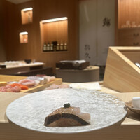 銀座 鮨 魯久 - 