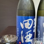 日本料理 TOBIUME - お酒⑭田酒純米吟醸 渡船2号 (青森)
      米品種:渡船2号100%、精米歩合:50%
      山田錦の父品種