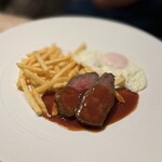 THE HIRAMATSU HOTELS&RESORTS - 子供：牛ロース肉　目玉焼き　ポテトフライ
