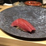 鮨 奏 - 中トロ