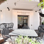 STAR JEWELRY CAFE & Chocolatier - 