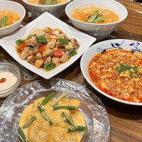 個室中華 頤和園 溜池山王店 - 