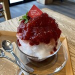 Strawberry Factory - 料理写真:ふわふわかき氷（蜂蜜苺）