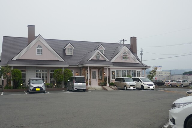 セザンヌ 盛岡南インター店 &ndash; 手軽に楽しめる本格ピザとパスタ