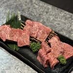 焼肉と鉄鍋 七 - 盛合せも様々ご用意しております☆