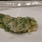 257912203 - 烏賊の大葉巻