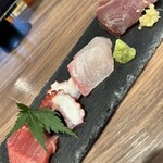 蓮屋権左衛門 - 刺身盛り合わせ