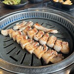 ヨプの黒豚屋 - 