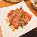 焼肉 神宮 - 九州黒毛和牛赤身炙り焼き
