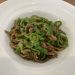 CHINESE DINING 瑞 - 青椒牛肉絲のアップ