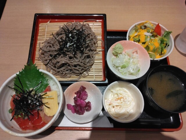 Sushi to Izakaya Hana no Mai Keisei Koiwa Ten