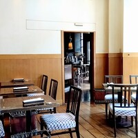 grigio la tavola - 