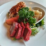 名鉄菜館 - 特製叉焼・蒸し鶏・クラゲ 三種盛り合わせ