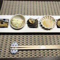 川崎 鮨 よこ田 - 実は苦手な鮎やサザエも、美味しく調味されていて問題なく頂けました。